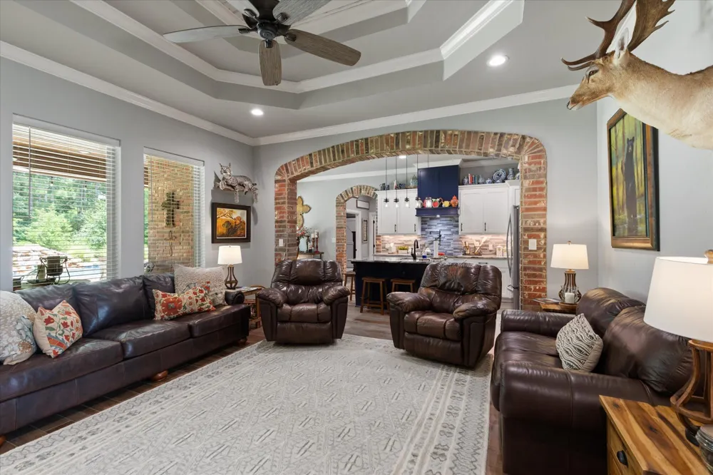 172 Heather Ln. Diana, TX 75640