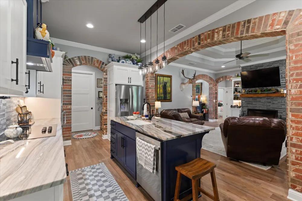 172 Heather Ln. Diana, TX 75640