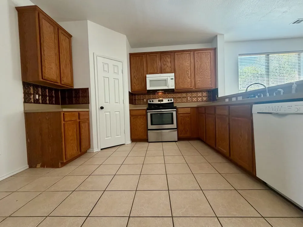 5919 Waterford Drive Grand Prairie, TX 75052