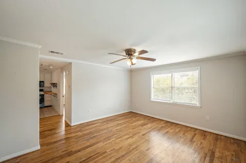 1539 Hawthorne Street #4
