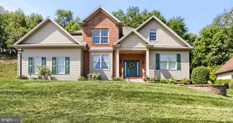 1018 COUNTRY CLUB ROAD
