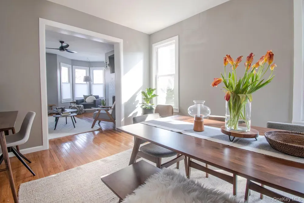 34 E Saint James Street Kingston, NY 12401