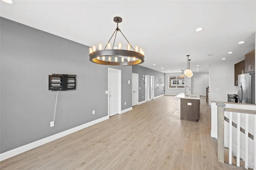 6 Grace Hall Lane Yaphank, NY 11980