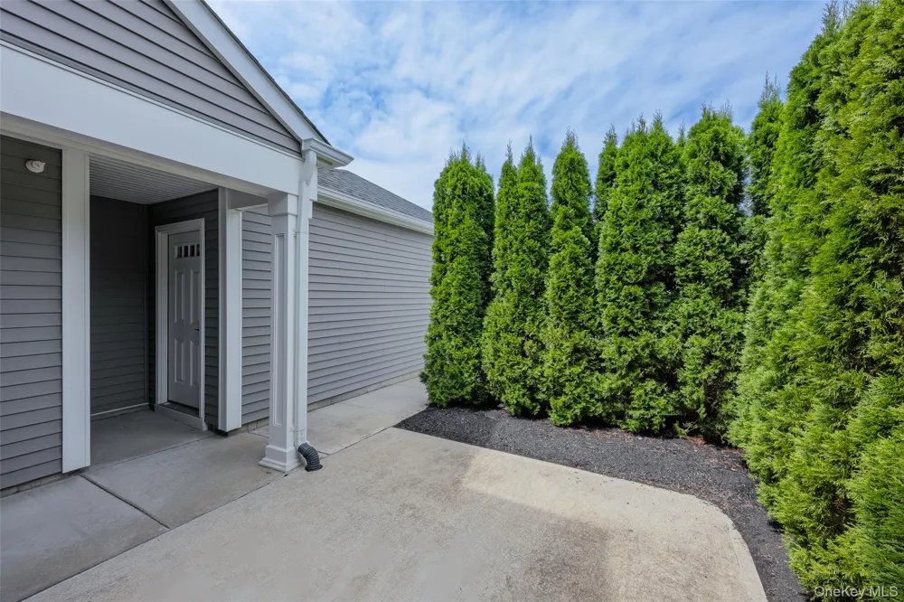 6 Grace Hall Lane Yaphank, NY 11980