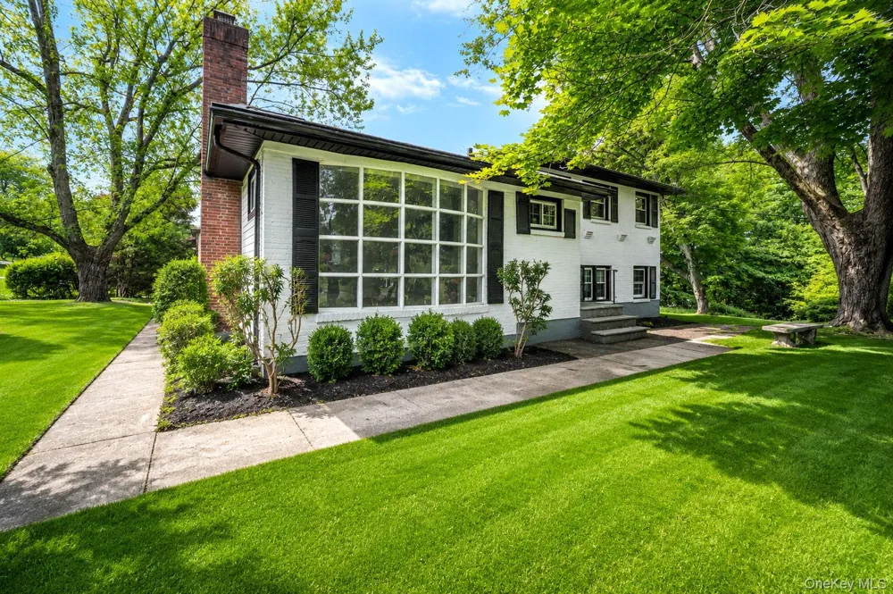 335 Lewis Avenue Yorktown Heights, NY 10598