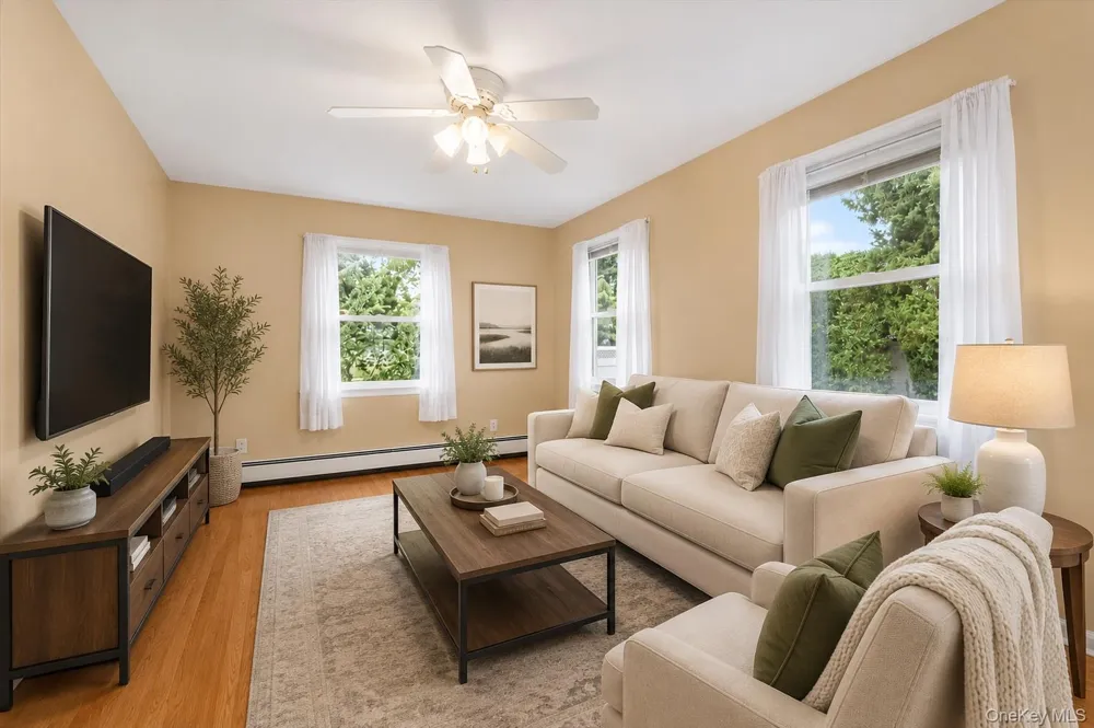14 Po Lane Hicksville, NY 11801