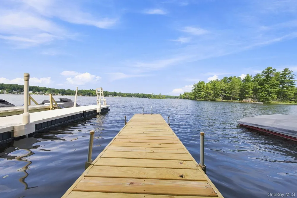 30 Beach Glen Spey, NY 12737
