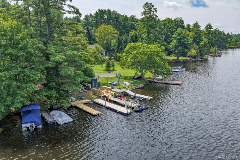 30 Beach Glen Spey, NY 12737