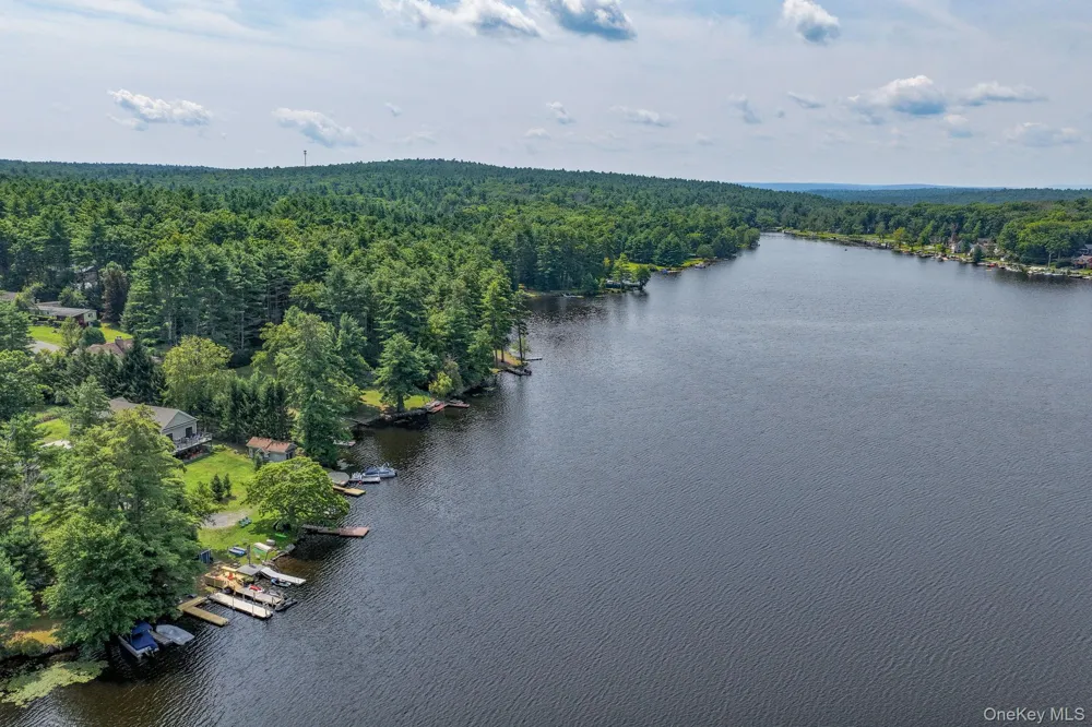30 Beach Glen Spey, NY 12737