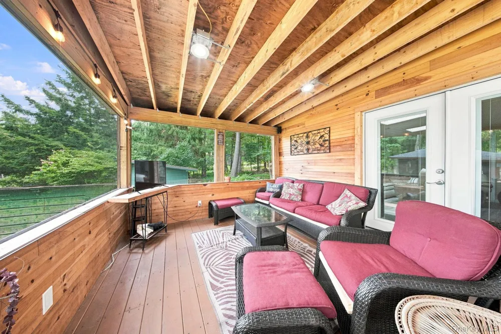 30 Beach Glen Spey, NY 12737