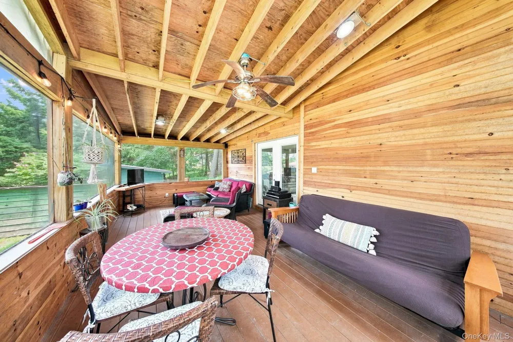 30 Beach Glen Spey, NY 12737