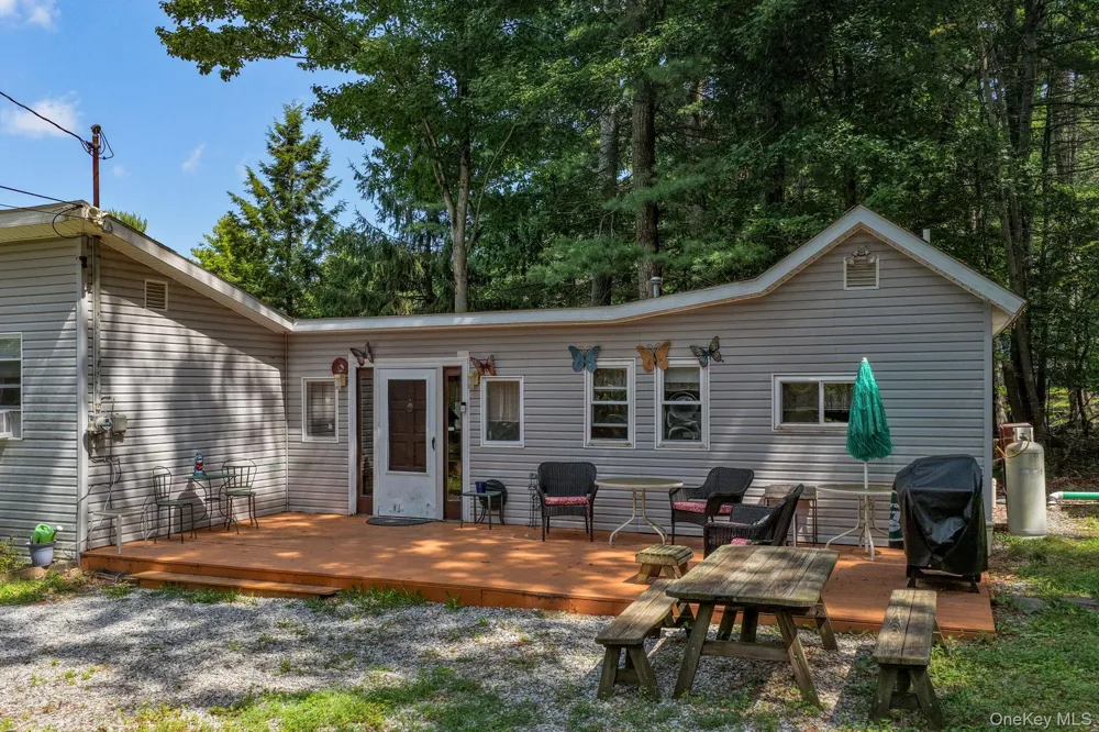 30 Beach Glen Spey, NY 12737