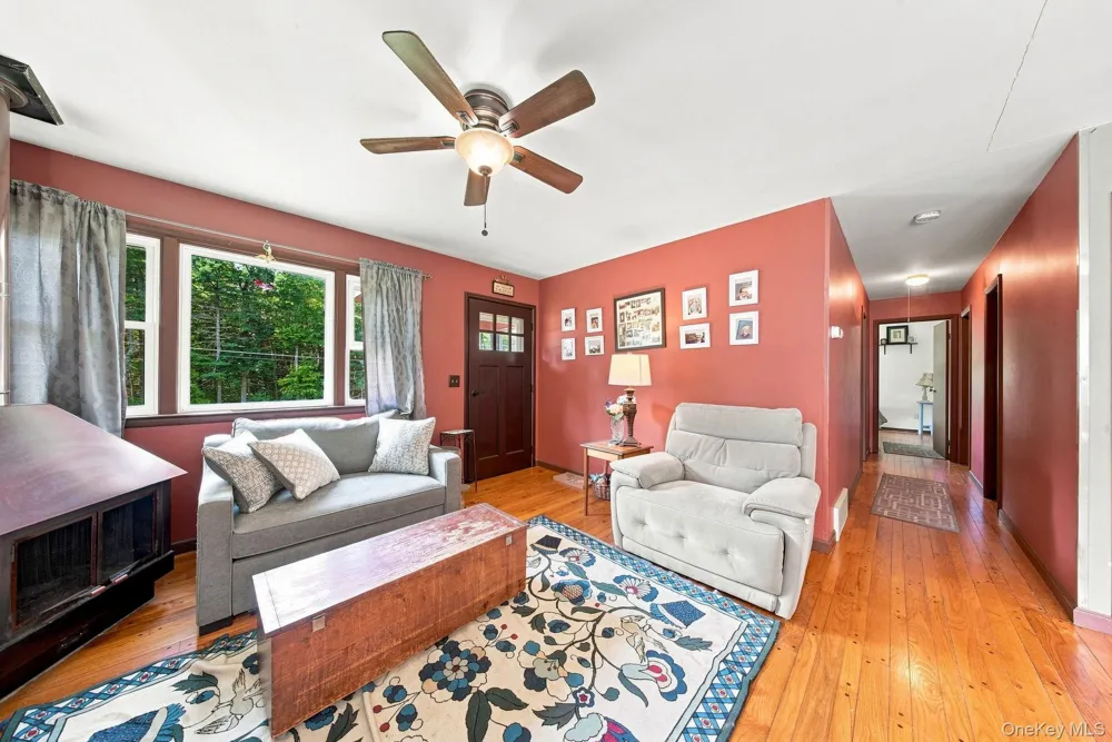 174 Taras Shevchenko Road Glen Spey, NY 12737