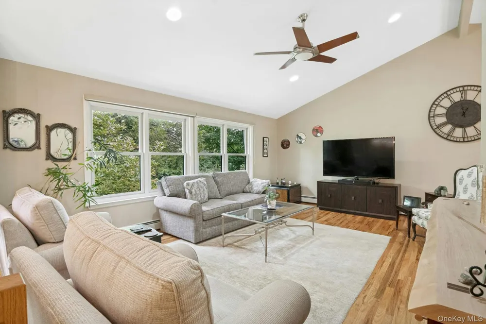 2 Lakeview Avenue W Cortlandt Manor, NY 10567
