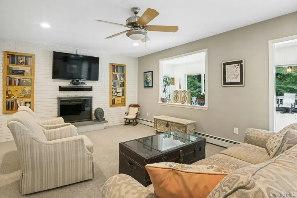 2 Lakeview Avenue W Cortlandt Manor, NY 10567