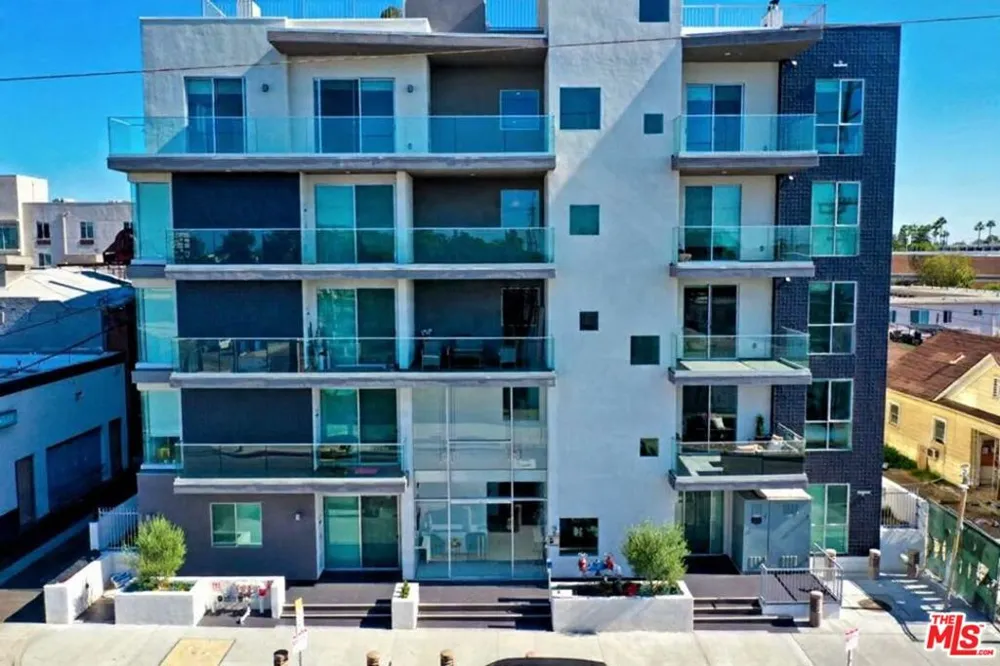 1650 Sawtelle Boulevard #209 Los Angeles, CA 90025