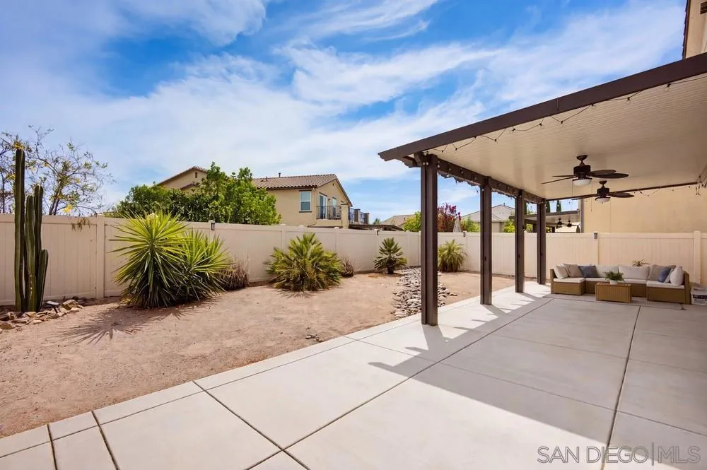 31217 Whistling Acres Dr Temecula, CA 92591
