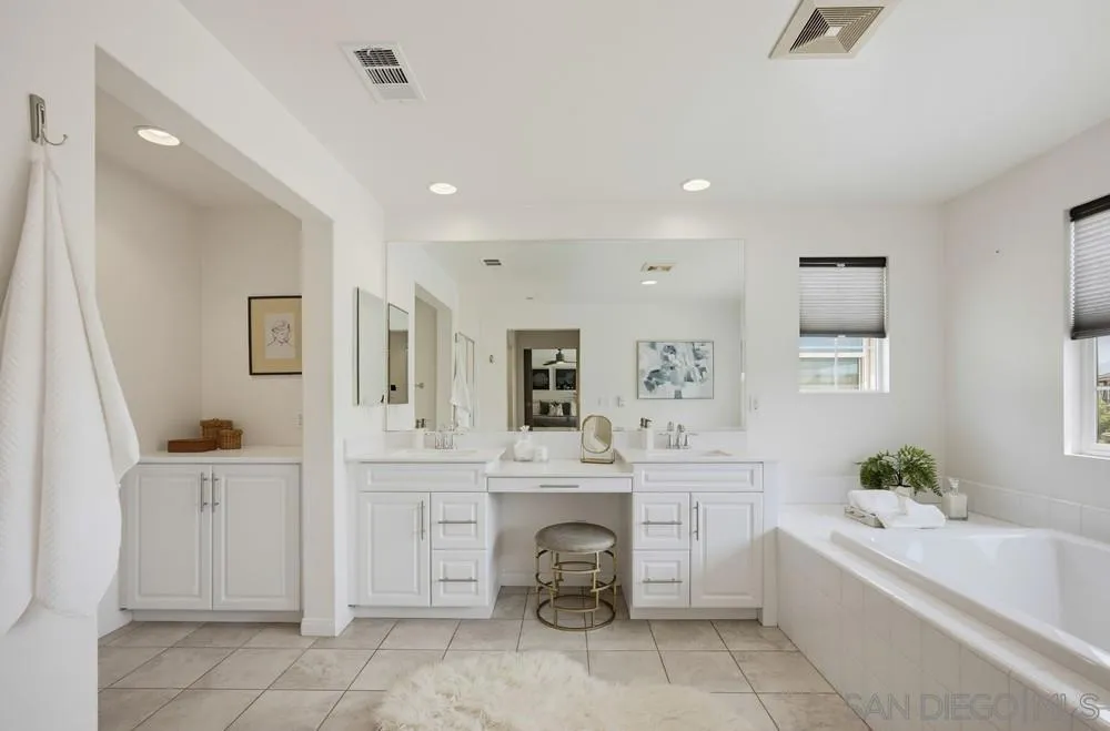 31217 Whistling Acres Dr Temecula, CA 92591