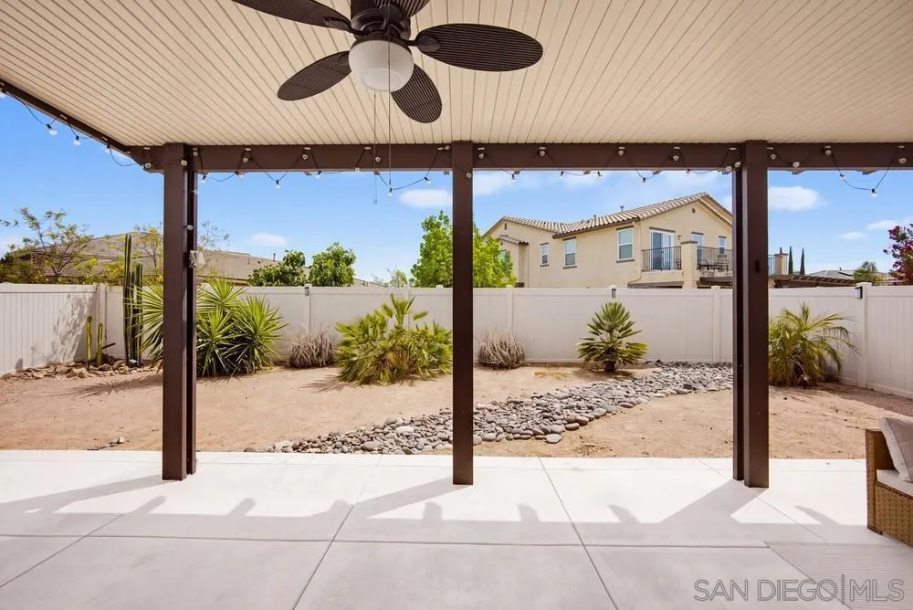 31217 Whistling Acres Dr Temecula, CA 92591
