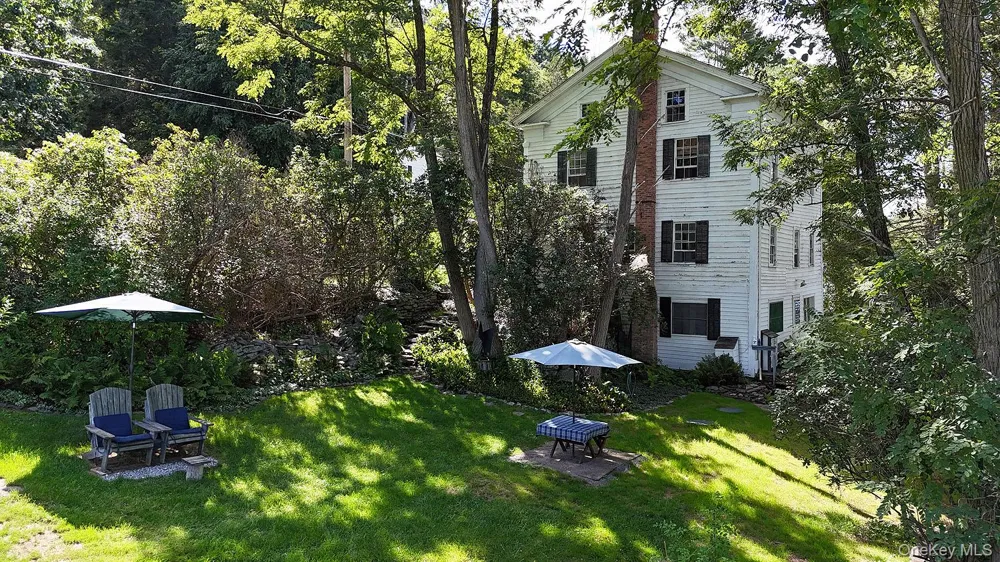 201 County Road 114 Cochecton, NY 12726