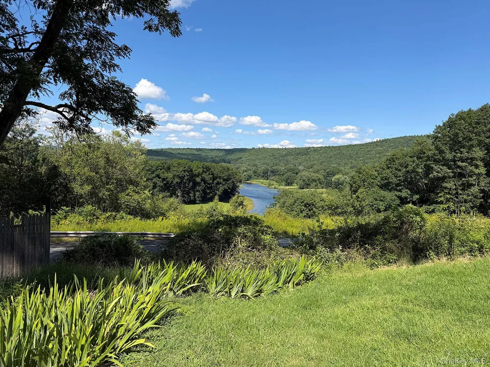 201 County Road 114 Cochecton, NY 12726