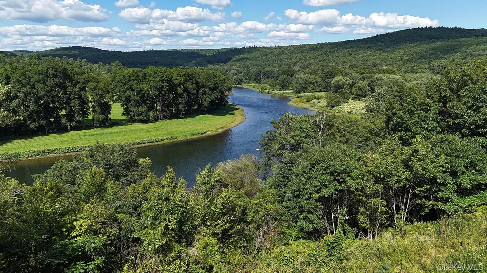 201 County Road 114 Cochecton, NY 12726