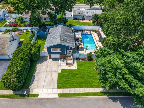 12 Fannie Drive