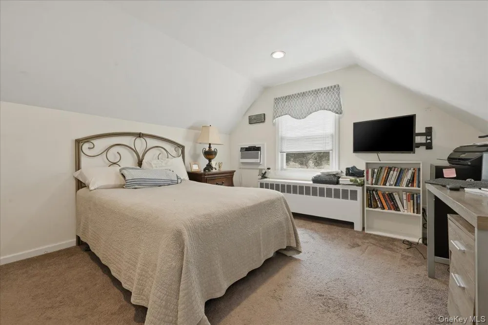 2977 Grand Boulevard Baldwin, NY 11510