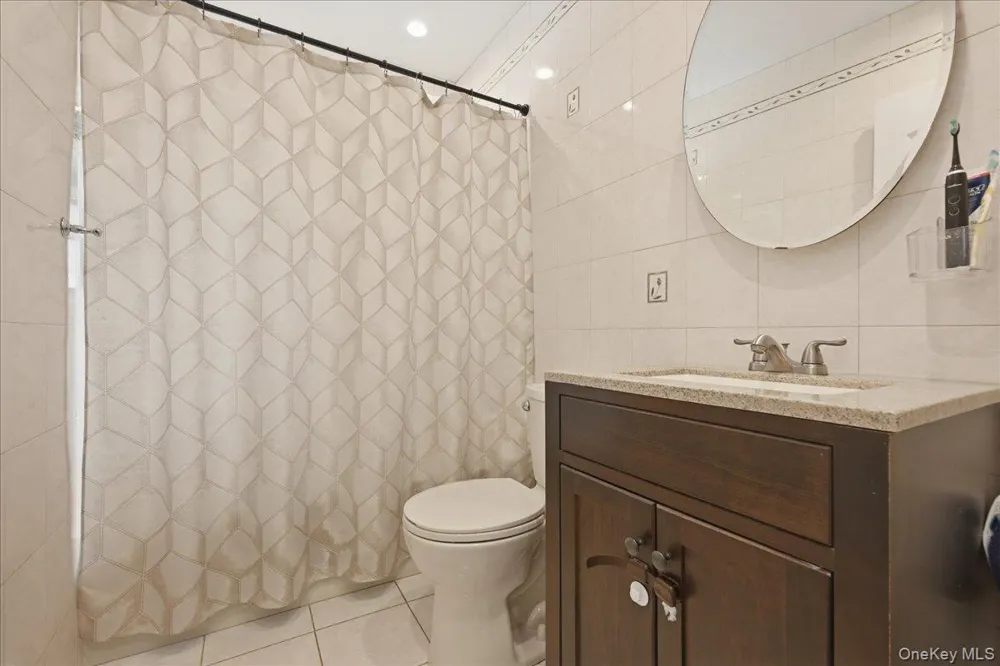 2977 Grand Boulevard Baldwin, NY 11510