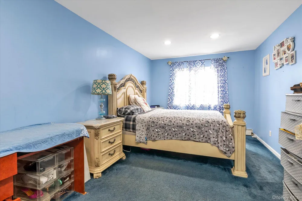 433 Atlantic Avenue Freeport, NY 11520