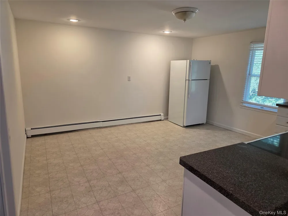 10 Irving Drive Woodbury, NY 11797