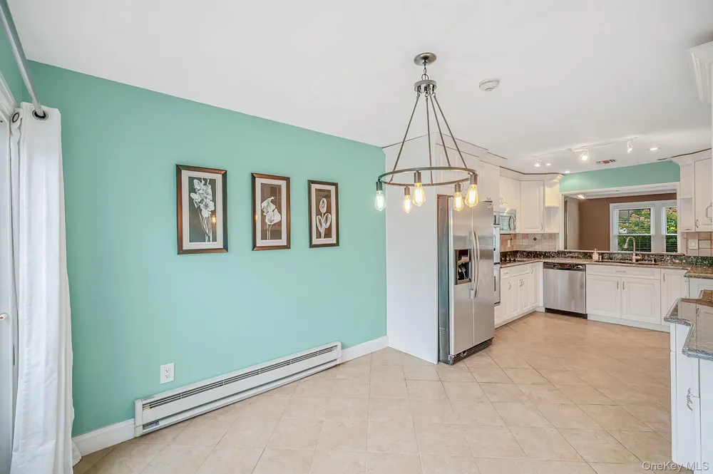 89 Hearthside Drive Mount Sinai, NY 11766