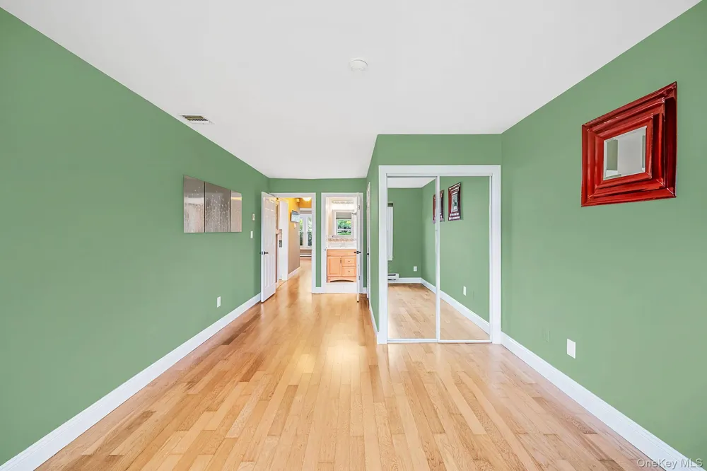 89 Hearthside Drive Mount Sinai, NY 11766