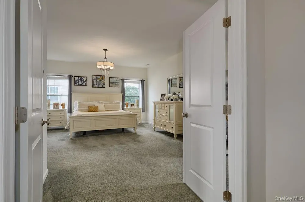 36 Tompkins Lane Hopewell Junction, NY 12533