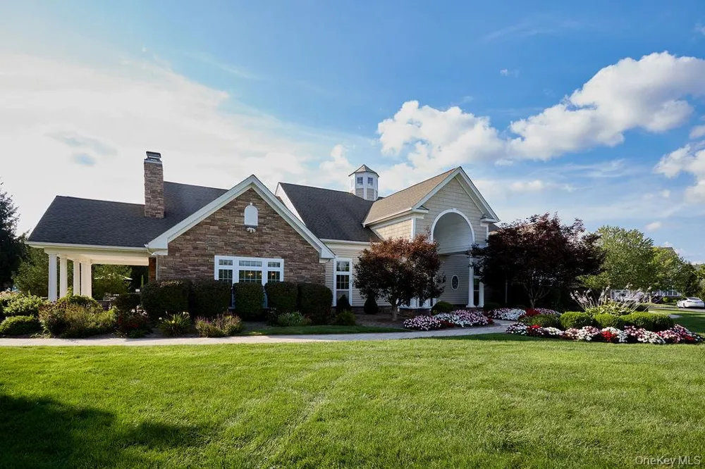 36 Tompkins Lane Hopewell Junction, NY 12533