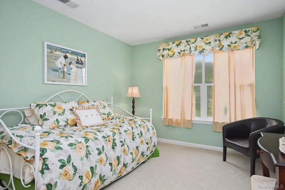 1113 Balsam Drive New Windsor, NY 12553