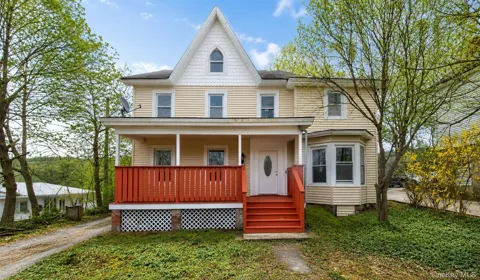 8 Smith Clove Road