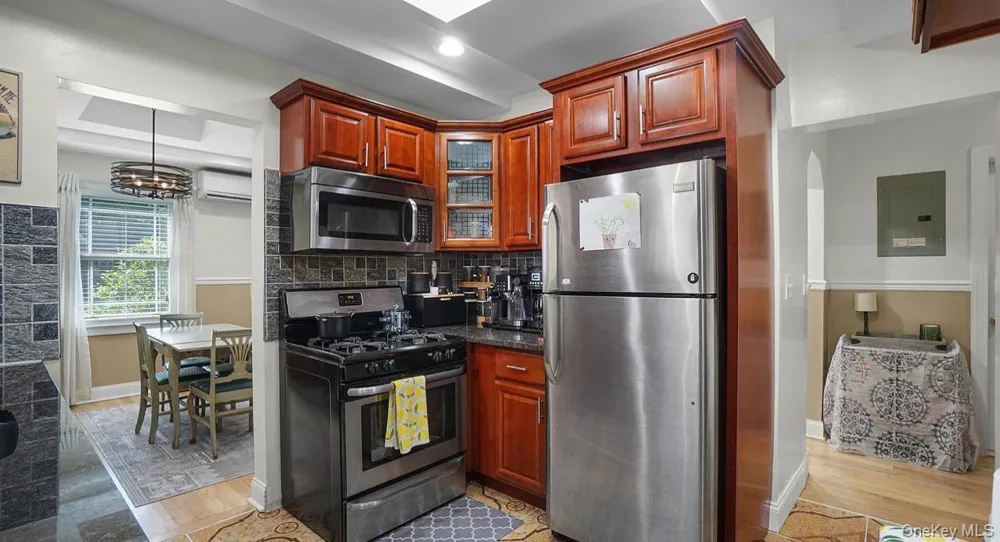 172-17 Amelia Road Jamaica, NY 11434