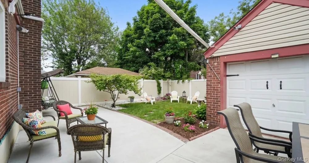172-17 Amelia Road Jamaica, NY 11434