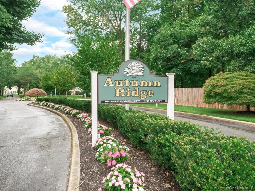112 Dari Drive Holbrook, NY 11741