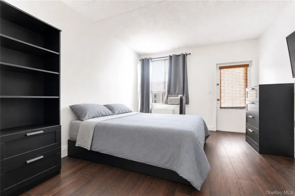 529 E 156th Street #68D Bronx, NY 10455