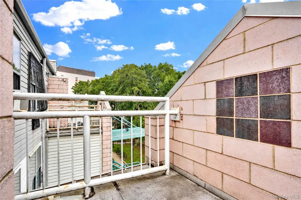 529 E 156th Street #68D Bronx, NY 10455