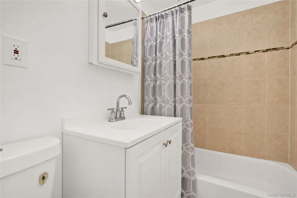 529 E 156th Street #68D Bronx, NY 10455
