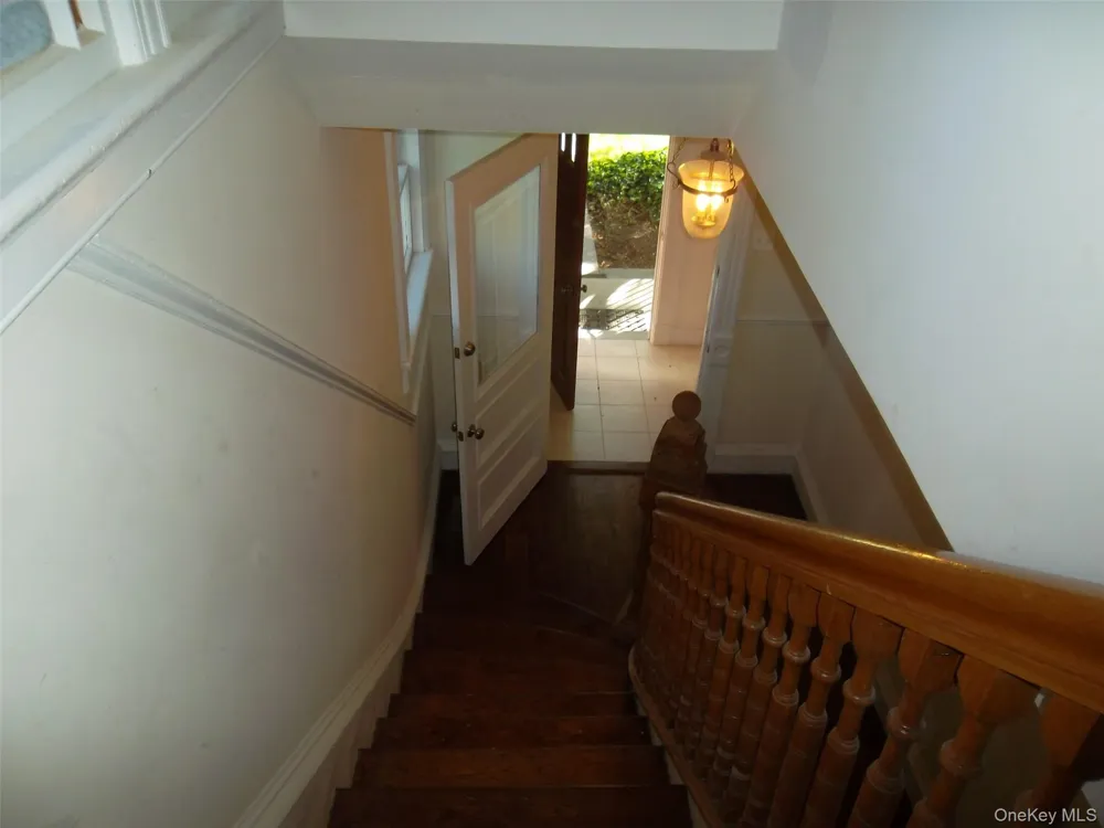 95 High Street #3 Huntington, NY 11743
