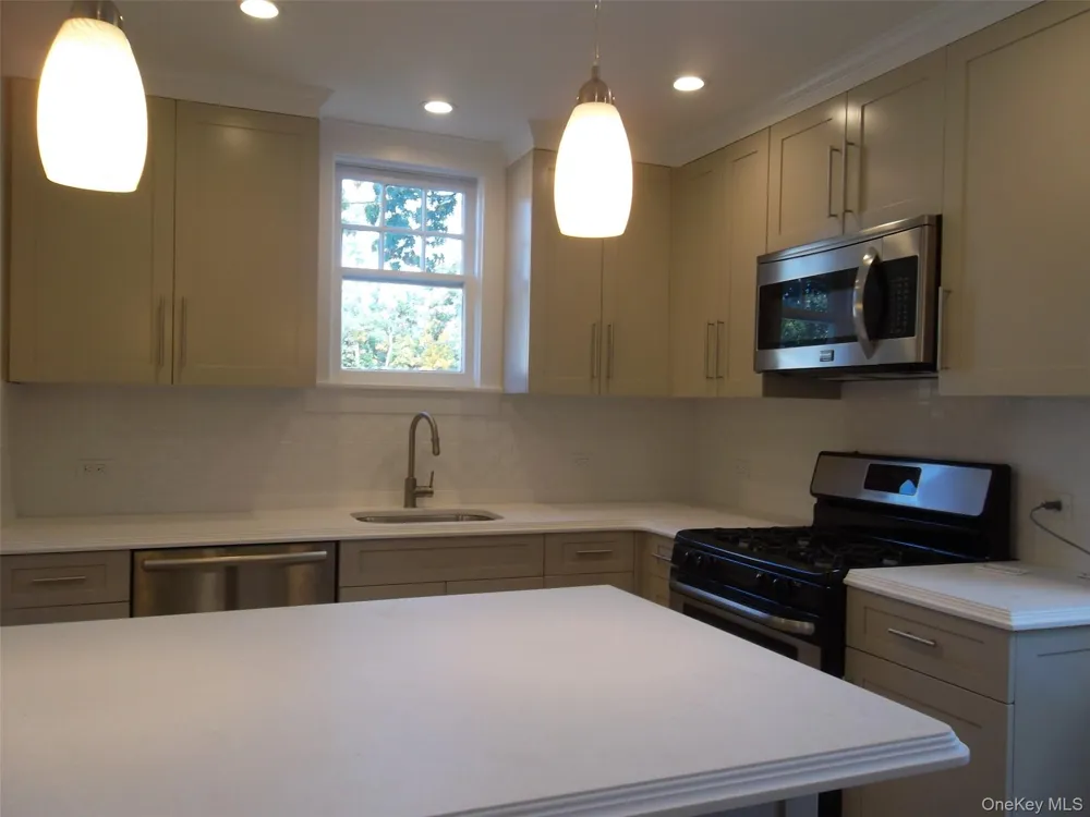 95 High Street #3 Huntington, NY 11743