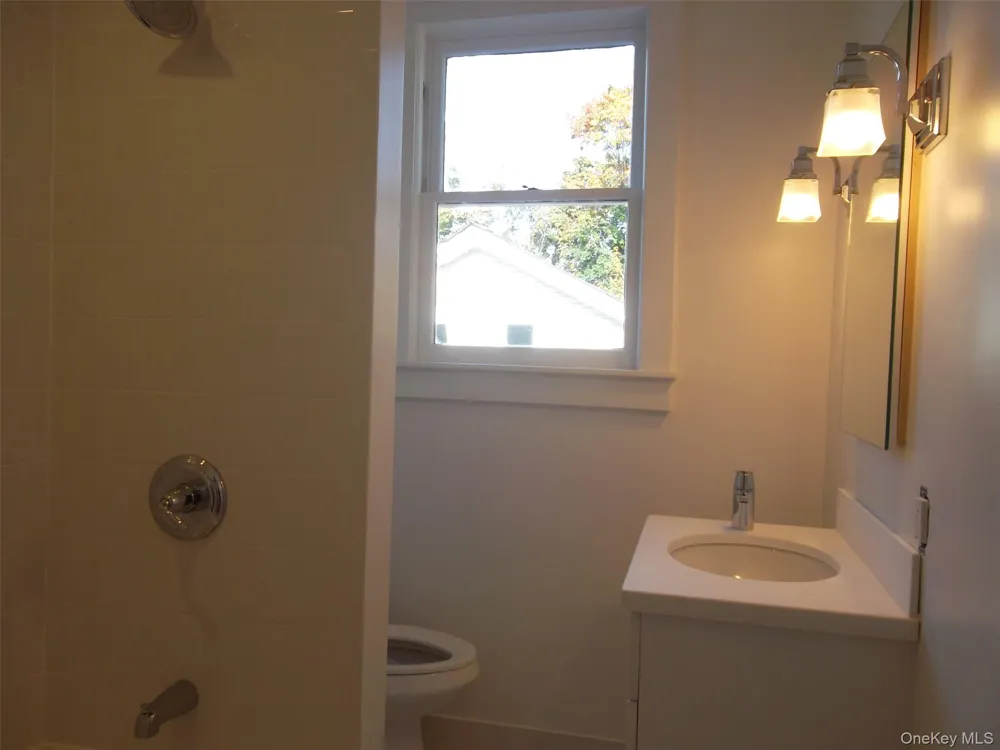 95 High Street #3 Huntington, NY 11743