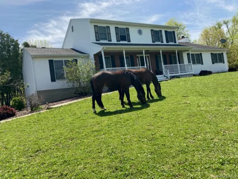 39 Blooms Corners Road