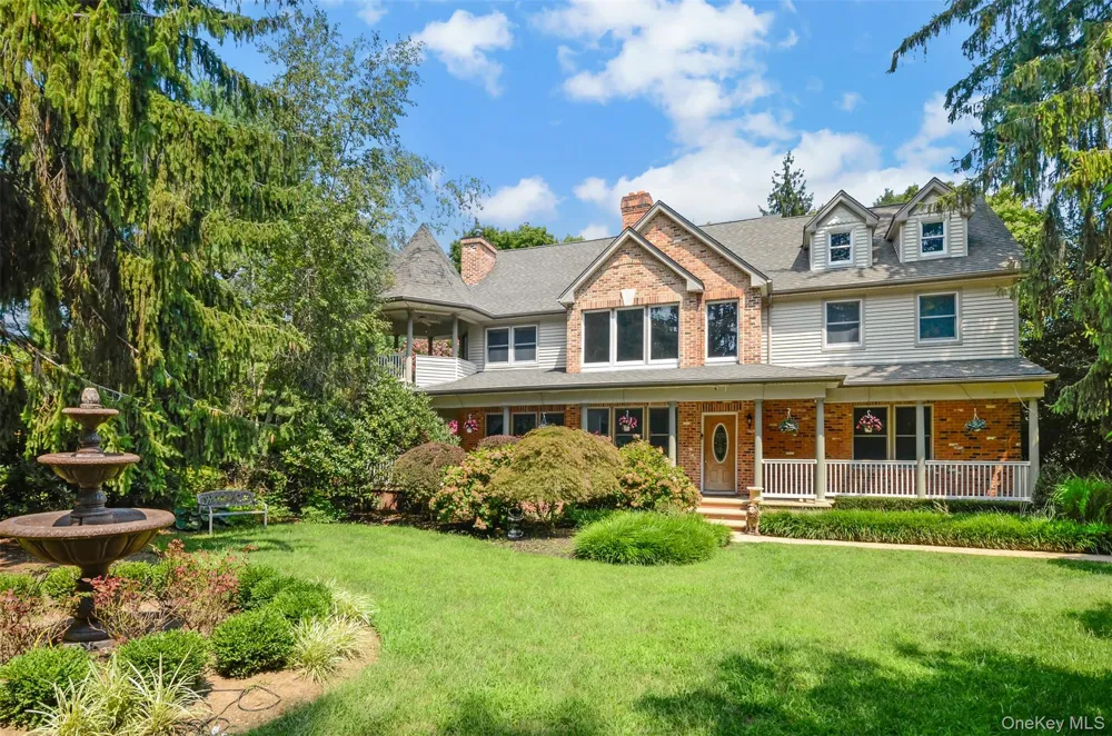 811 Canal Road Mount Sinai, NY 11766
