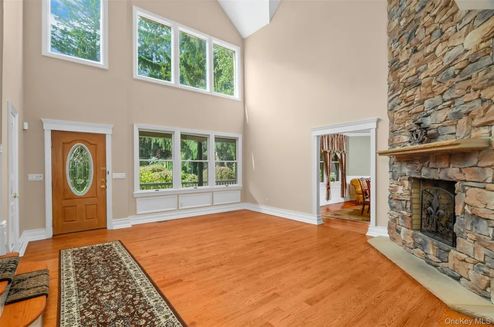 811 Canal Road Mount Sinai, NY 11766