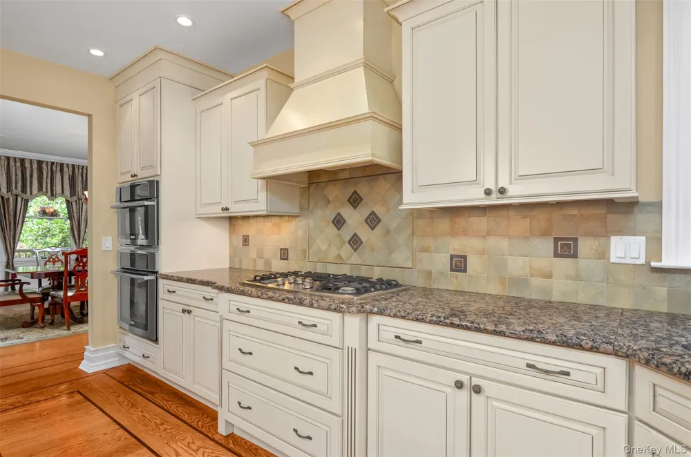 811 Canal Road Mount Sinai, NY 11766